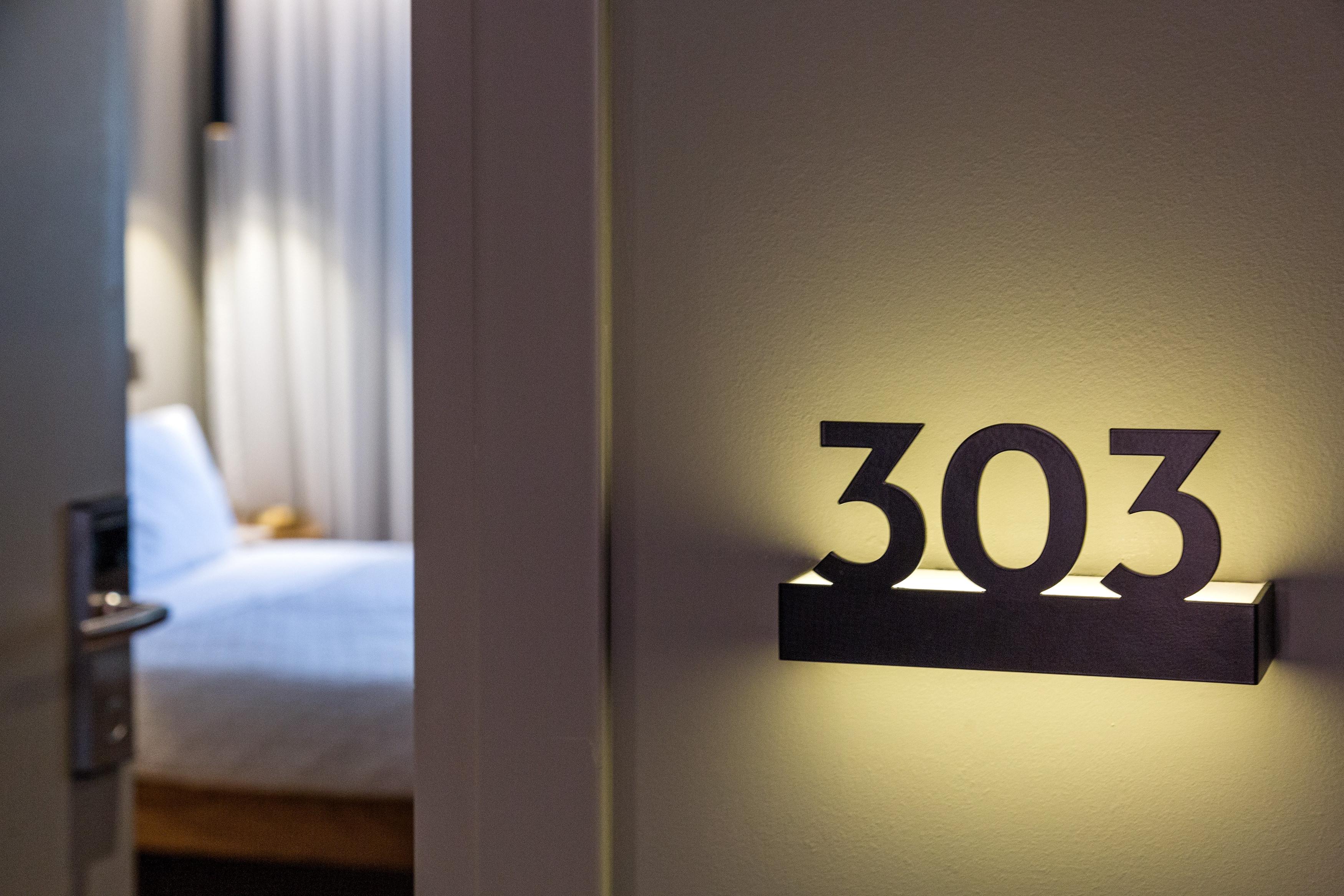 Bob W Eolou Hotel Athena Bagian luar foto