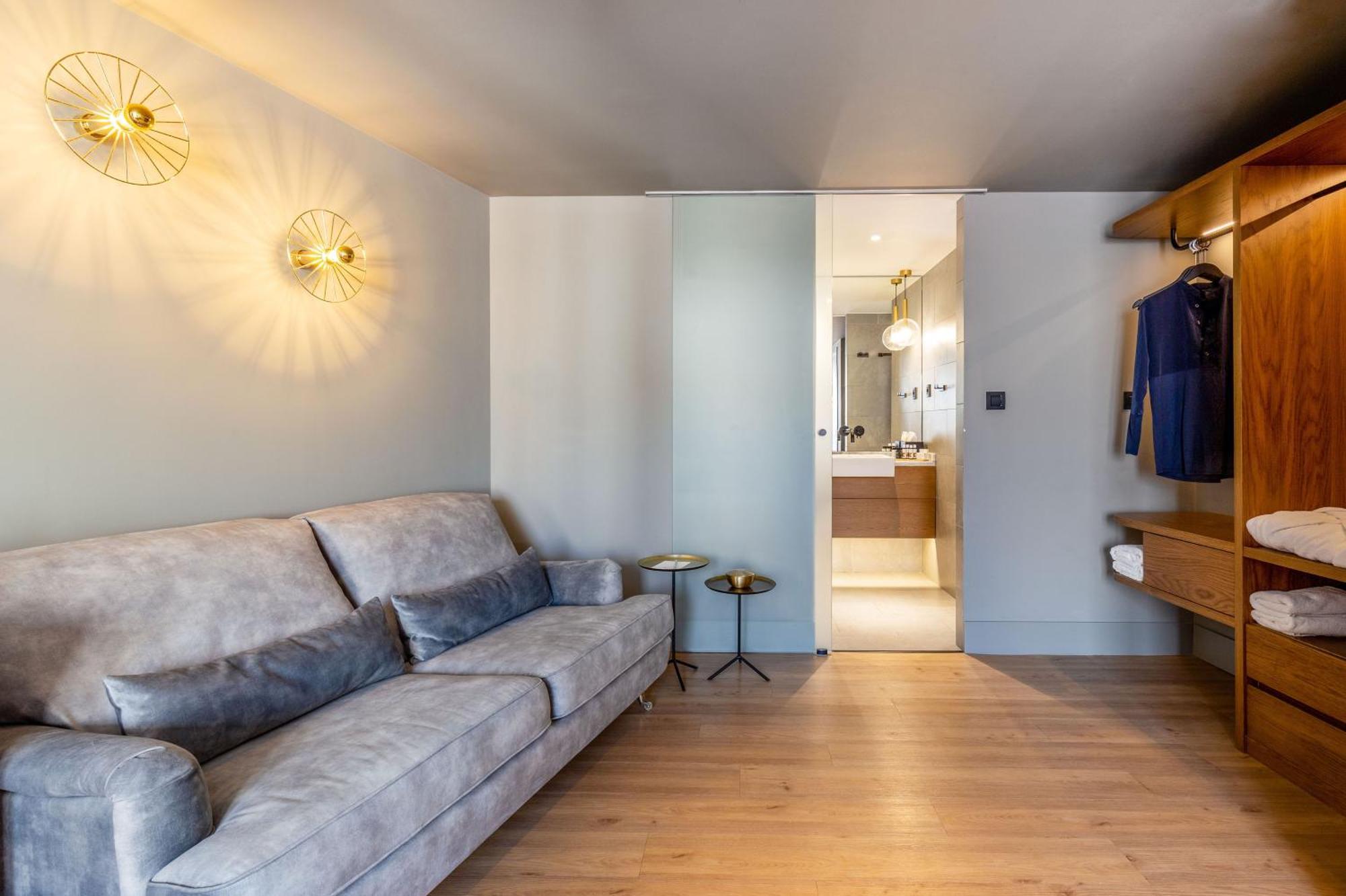 Bob W Eolou Hotel Athena Bagian luar foto
