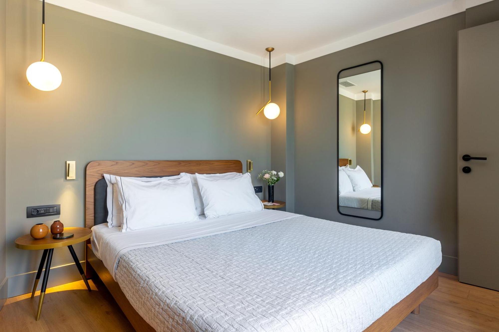 Bob W Eolou Hotel Athena Bagian luar foto