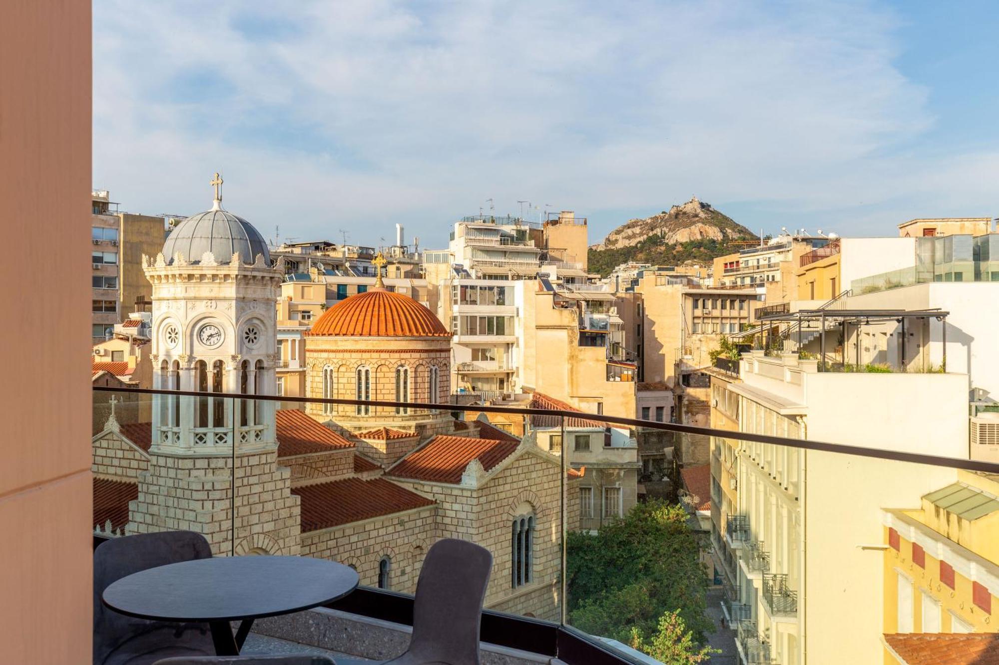 Bob W Eolou Hotel Athena Bagian luar foto