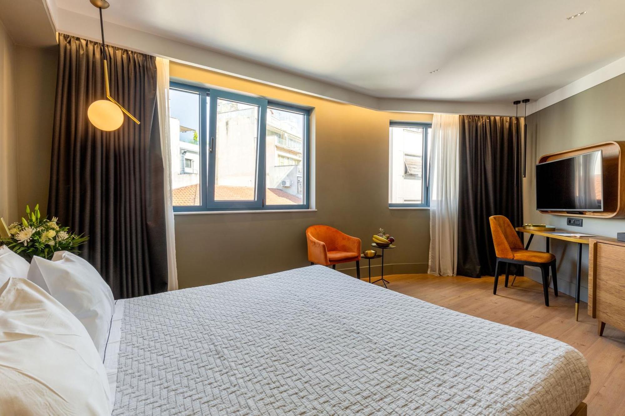 Bob W Eolou Hotel Athena Bagian luar foto