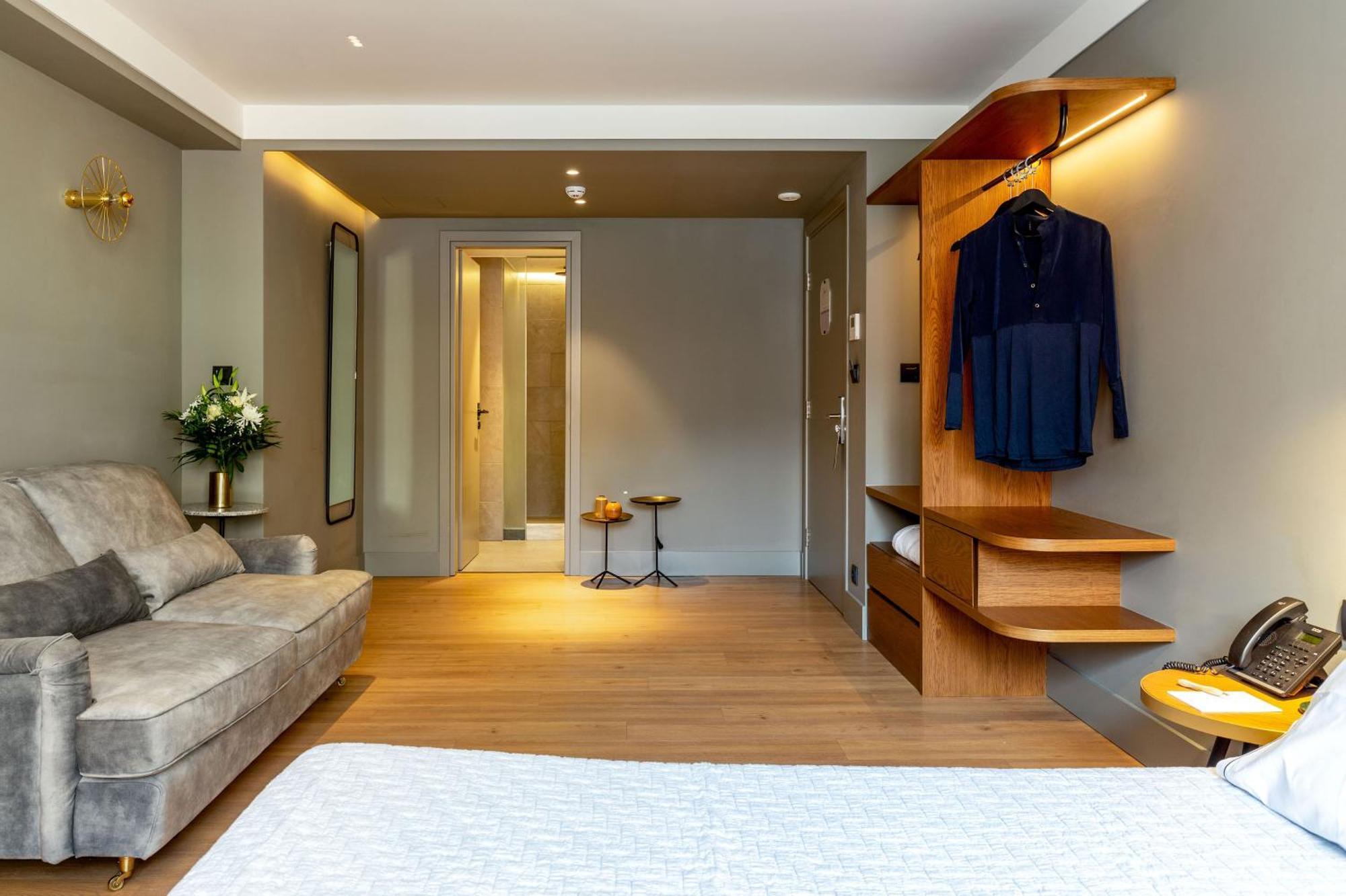 Bob W Eolou Hotel Athena Bagian luar foto