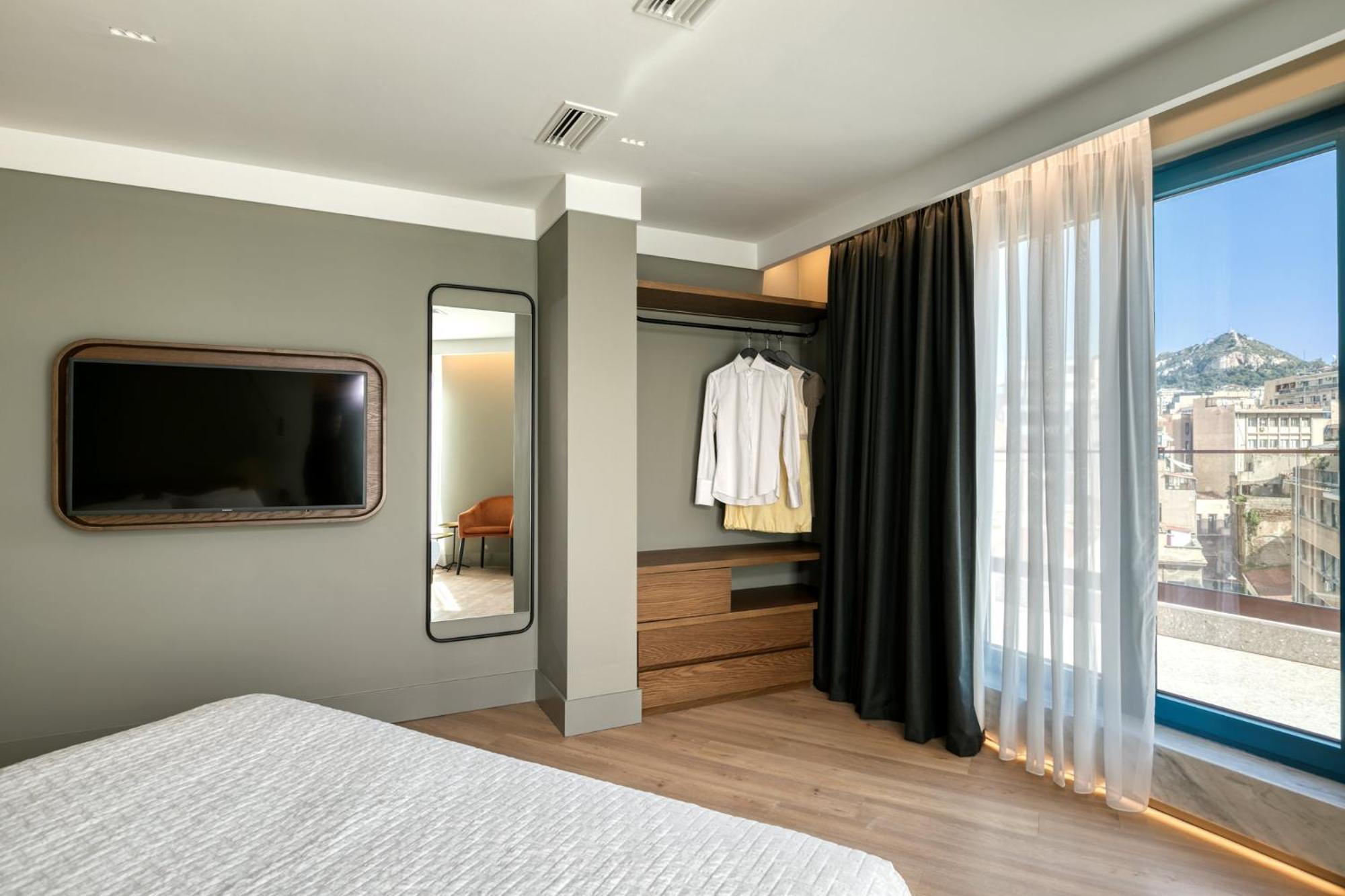Bob W Eolou Hotel Athena Bagian luar foto